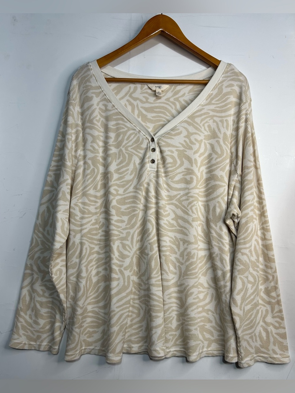 5 for $25🔥Terra & Sky Beige Zebra Print Waffle Knit T-Shirt 4X (28W-30W)